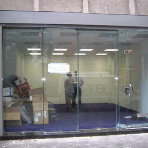 shop front door repair Santa Maria